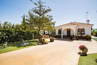 Location Chalet  N/a. Buve alquila  chalet con apartamento independiente en coria del