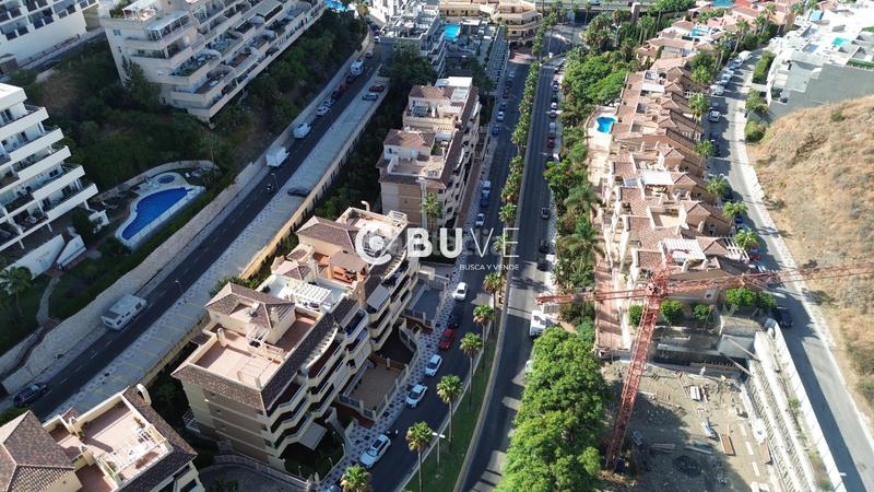 Foto 1897ddef-b06c-4374-aedd-ec556d5d5ea5. Pis amb calefacció aparcament piscina a Zona Centro Comercial Torrequebrada Benalmádena