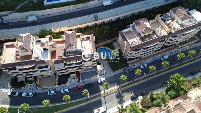 Foto 3b97f60e-dba6-4447-b54a-be9afc210811. Pis amb calefacció aparcament piscina a Zona Centro Comercial Torrequebrada Benalmádena