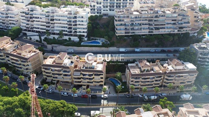 Foto 83dea244-25c0-491a-a5ac-e364f416d4cb. Pis amb calefacció aparcament piscina a Zona Centro Comercial Torrequebrada Benalmádena