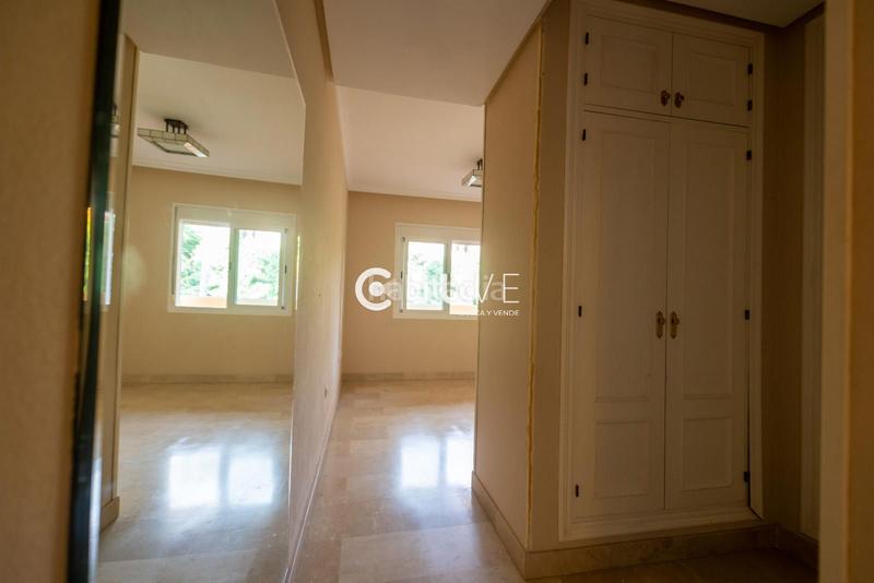 Foto d920a93c-e782-48ef-9159-628acac086a5. Pis amb calefacció aparcament piscina a Zona Centro Comercial Torrequebrada Benalmádena