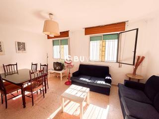 Appartement  Caleria. Se vende piso de 4 hab en sevilla