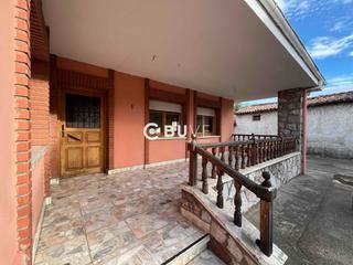 Chalet  C. del ayuntamiento. Buve vende casa en cuadros
