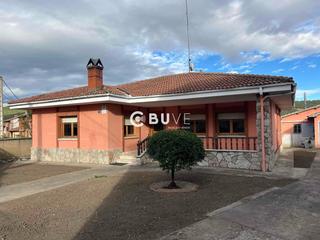 Xalet  C. del ayuntamiento. Buve vende casa en cuadros
