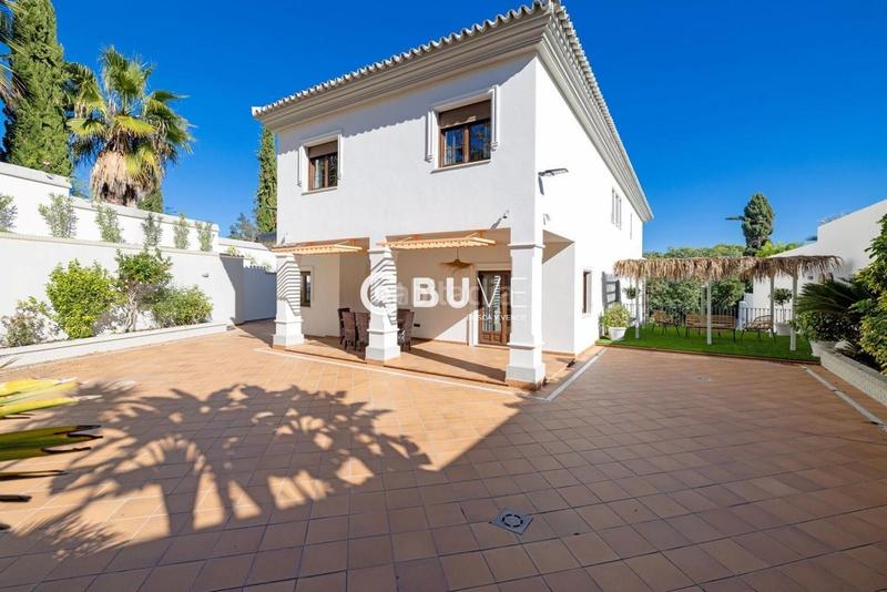 Foto f030d59b-a28c-4469-a7be-4749d523f1b8. Lloguer xalet amb calefacció aparcament piscina a Tomares