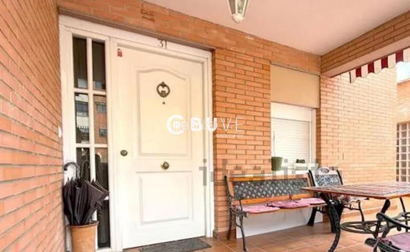 Foto 46065142-4a92-4251-a48c-6774d385a1e2. Casa a schiera con parcheggio in Parque Alameda - Paula López Valladolid