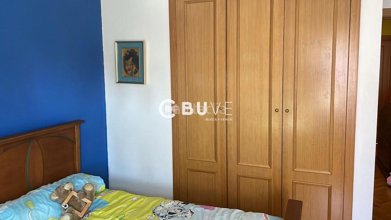 Foto 56f18563-517e-4842-bc97-ebd281c9da39. Casa adossada amb aparcament a Parque Alameda - Paula López Valladolid