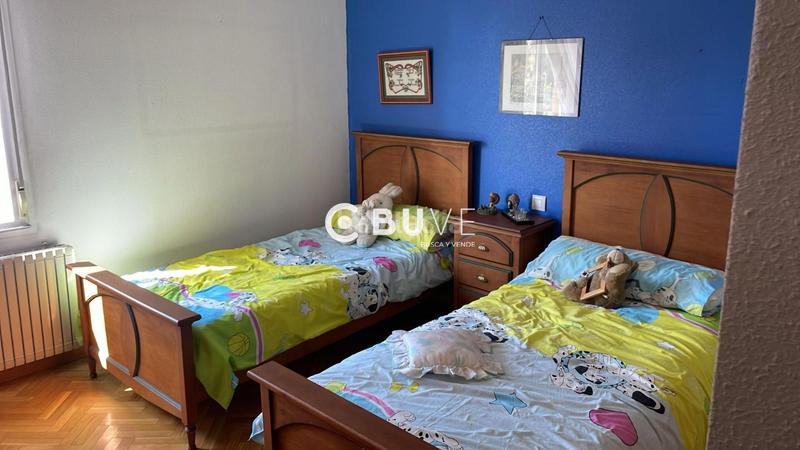 Foto 79b14dec-7db2-42d6-88c4-e6959a125f09. Casa adossada amb aparcament a Parque Alameda - Paula López Valladolid