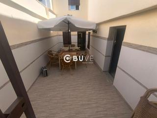 Reihenhaus  Condesa carmen pizarro. Casa de pueblo 6 dormitorios 2 baños 2 plantas y buhardilla y 3