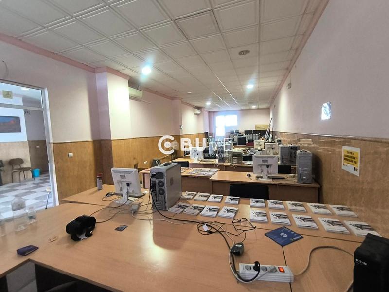 Foto 668fccd0-76fb-4932-8a22-faed40fc608d. Locale commerciale in El Valle Lucena