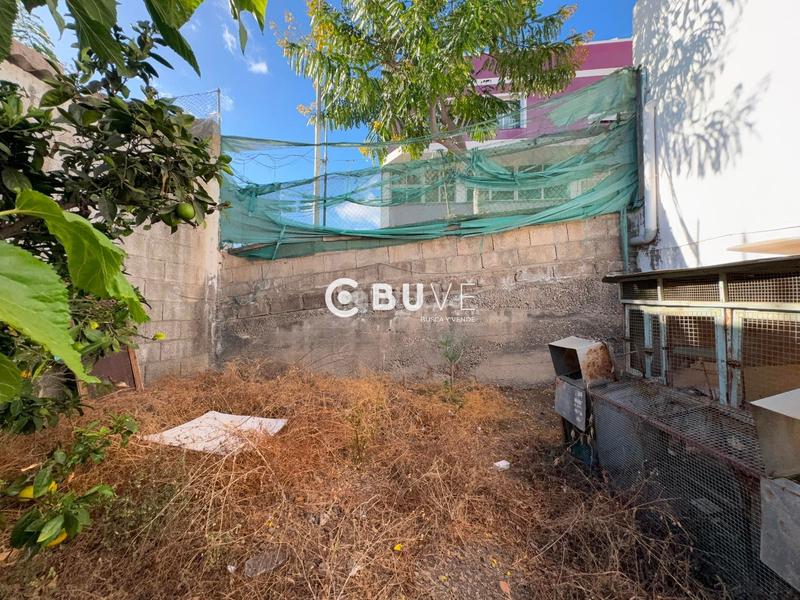 Foto 12a8f0d3-70c1-4aae-a865-8943125b4c11. Finca rústica parcela de 130 metros en Centro Güímar