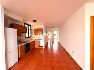 Etagenwohnung  El pino. Piso en ravelo  santa cruz de tenerife
