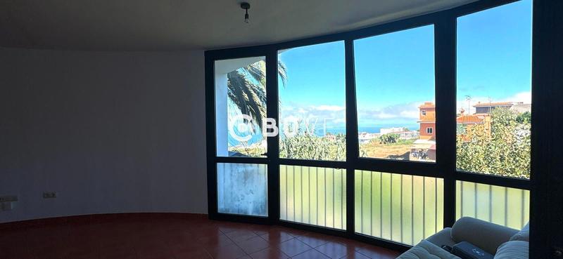 Foto 8f4fdc49-65e7-4606-98f0-dd647aa5666d. Appartamento in Sauzal (El)