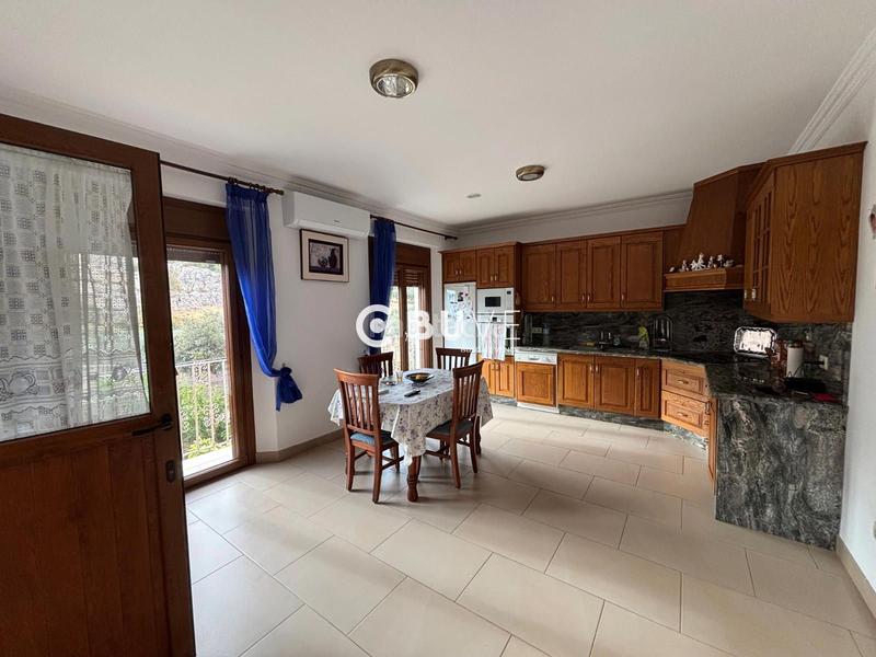 Foto 5c014951-8175-41f1-bd31-45f780e73911. Casa amb calefacció aparcament a Cuevas del Becerro