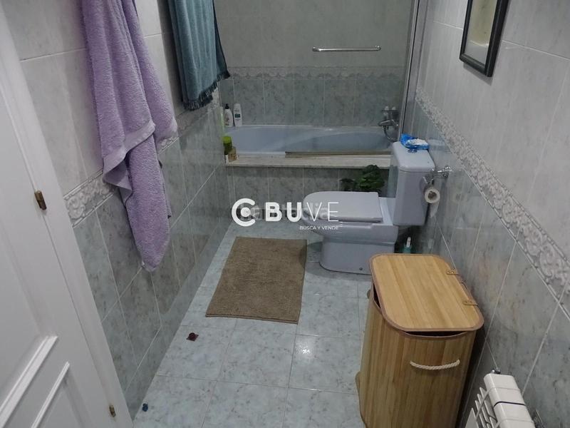 Foto 95382646-ce7c-4f54-a803-bcde3a9005f5. Duplex avec chauffage parking dans Bertamirans Ames