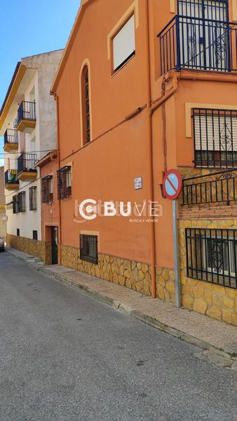 Foto 69061910-6b45-4874-9cdb-cccf12da9a40. Casa adossada amb aparcament a Padul