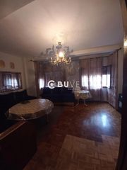 Gebäude  Milagrosa. Buve vende viviendas con local en corella, navarra