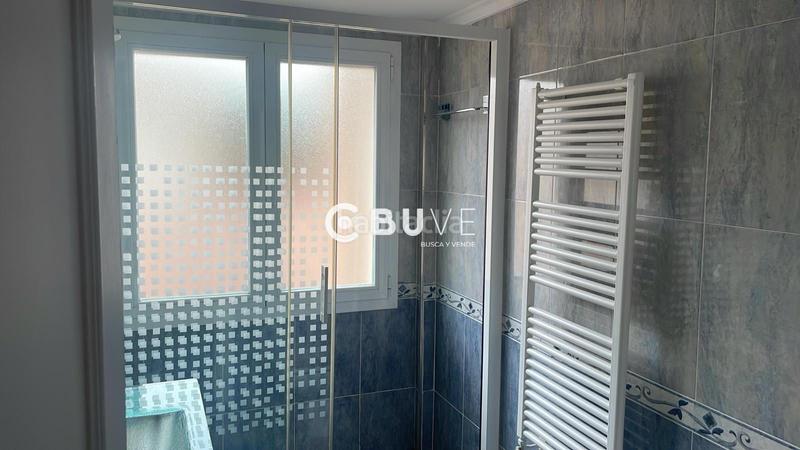 Foto fd4a5922-628f-4080-94b7-8cb8157f06f7. Xalet amb calefacció aparcament piscina a Renedo de Esgueva