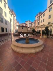 Piso  Antonio gaudí. Piso 2 habitaciones y 2 baños con piscina cercadilla  medina aza