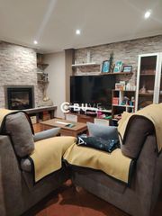 House  Frexeiro-dorron. Se vende chalet de 4 habitaciones en sanxenxopontevedra