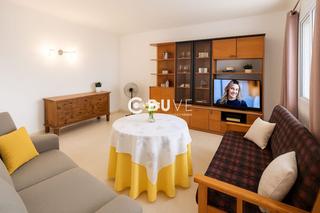 Maison jumelée  N/a. Se vende acogedor chalet adosado en urbanización cerrada con pis