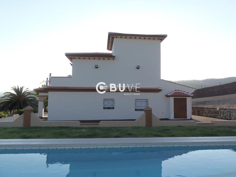 Foto 4f228d47-b01f-4626-8ce4-7e4f108f9bd3. Chalet con riscaldamento parcheggio piscina in Arriate