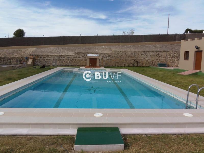 Foto ab06eaa5-e22d-4e2d-aa34-0abf8b61baaf. Chalet con riscaldamento parcheggio piscina in Arriate