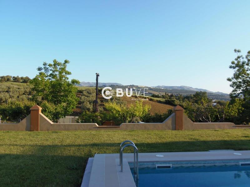 Foto db306119-383b-47a1-a094-f9423e18651a. Chalet con riscaldamento parcheggio piscina in Arriate