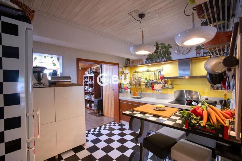 Foto 6edee60d-11e8-454f-bbf0-a96503128a28. Attico con riscaldamento in Concheiros - Fontiñas Santiago de Compostela