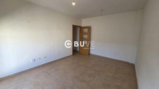 Appartamento  N/a. Luminoso apartamento con garaje en herencia  ideal para vivir o