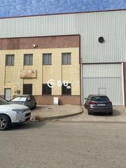 Lloguer Nau industrial  Las moriscas. Se vende nave industrial en el poligono la isla, dos hermanas