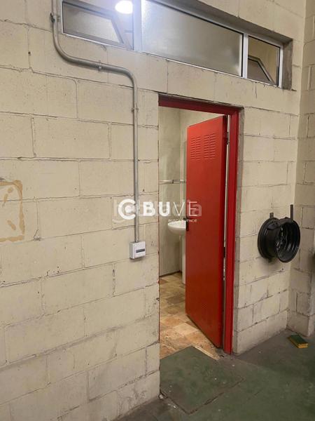 Foto ef02a179-4933-4cc0-8390-c704119d4d36. Location bâtiment à usage industriel dans La Motilla - Fuente del Rey Dos Hermanas