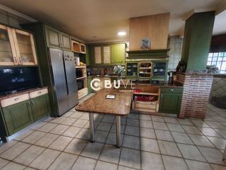 Casa  La sagra, toledo. Espectacular chalet independiente en villaluenga de la sagra