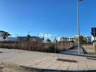 Propriété  Ángel ojeda avilés. Se vende parcela urbana 100 residencial en entrenucleos, sevilla