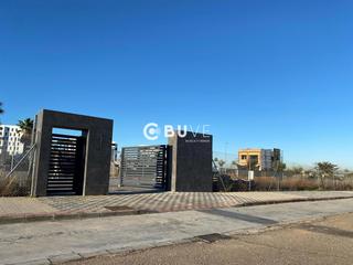 Rural plot  Ángel ojeda avilés. Se vende parcela urbana 100 residencial en entrenucleos, sevilla