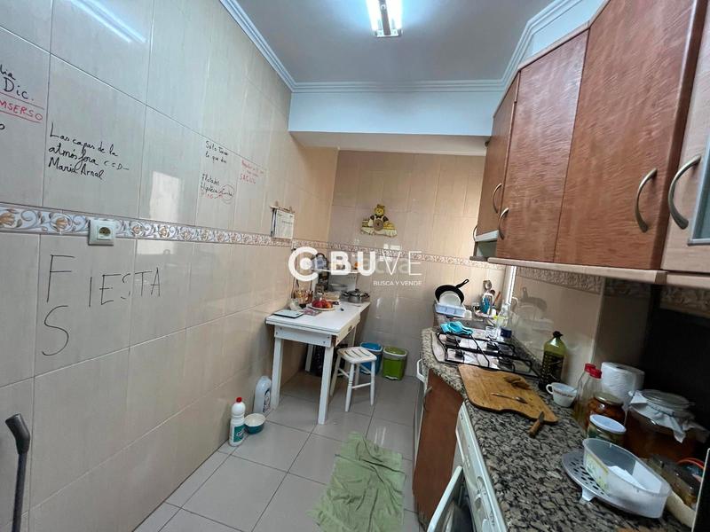 Foto d394663f-6f42-4807-b3ce-f7f4f36bed9a. Flat with heating in Riazor - Visma Coruña (A)