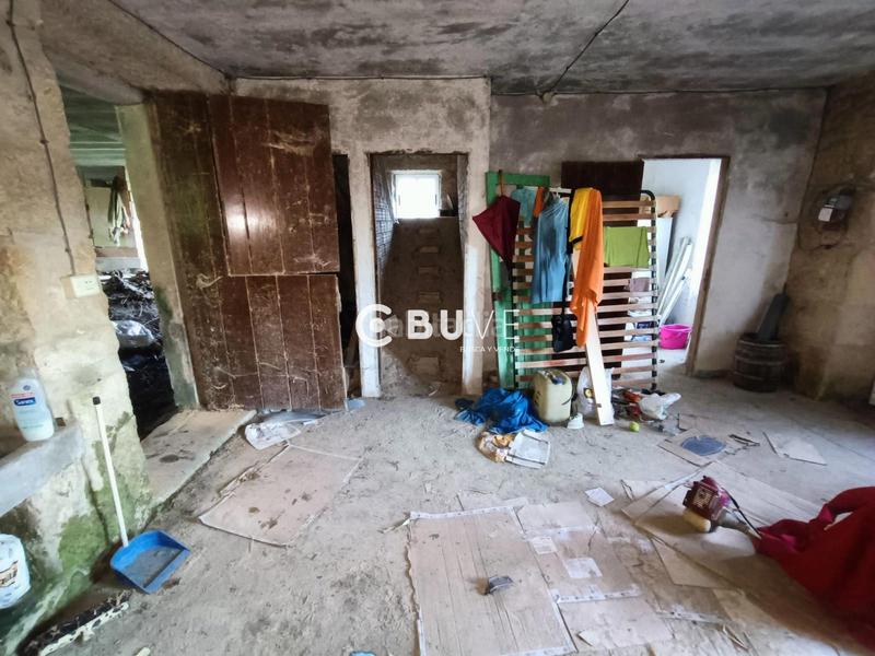 Foto 687eb3be-139e-417f-b912-084a6d1dd18e. Casa se vende casa para reformar en castro, en Rois