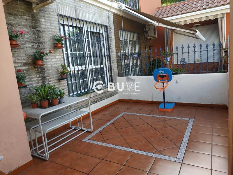 Foto 0990cdb4-5c61-4b9a-b25a-adde23f6486f. Casa se vende casa en Centro Tomares