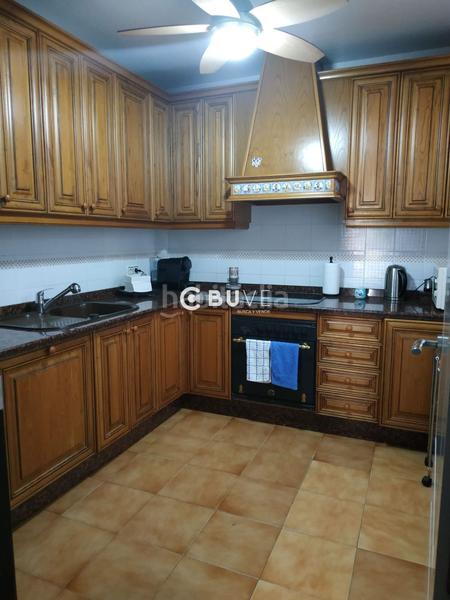 Foto 27a38425-7c64-4bf4-a3a5-ed4479a9db86. Casa se vende casa en Centro Tomares