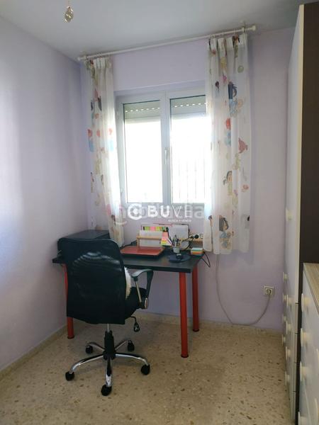 Foto 4ac2d8f4-65fa-400f-8f9b-45c5e50d73eb. Casa se vende casa en Centro Tomares