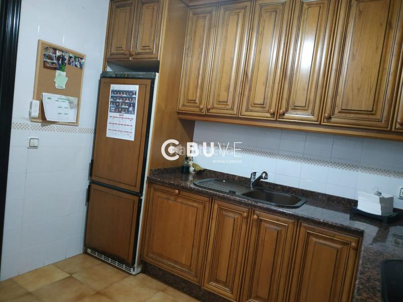 Foto be817960-0764-47b9-aa5f-4e6e44a5e60f. Casa se vende casa en Centro Tomares