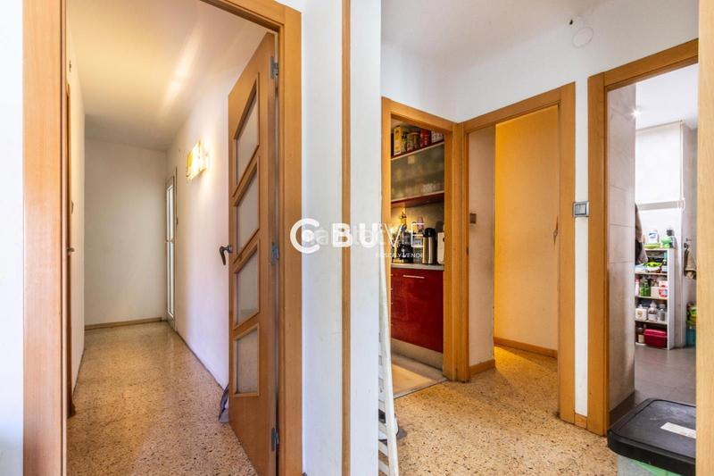 Foto 589f01ae-c94a-4633-8314-66545f2bebe4. Piso en Roc Blanc Terrassa