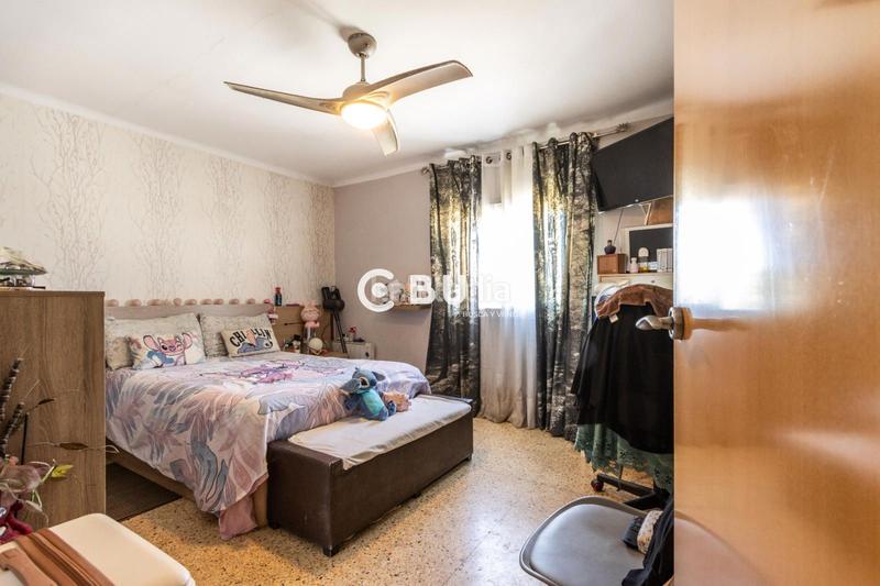 Foto b690b768-bc7d-4dc4-8549-449ab466e2bf. Piso en Roc Blanc Terrassa