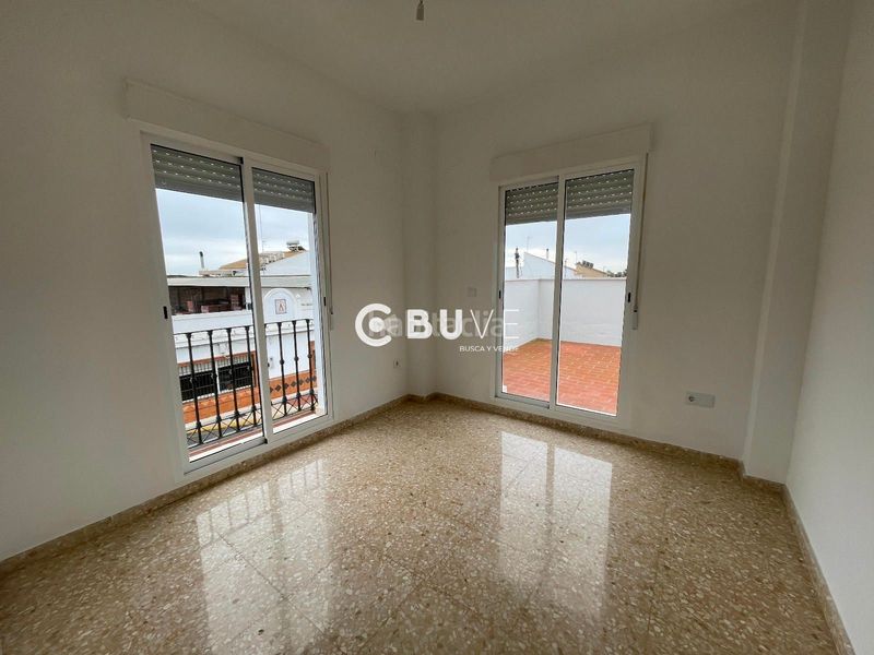 Foto a13a64c5-dd83-4024-a239-17d76635f176. Casa adossada amb aparcament a Almonte Almonte