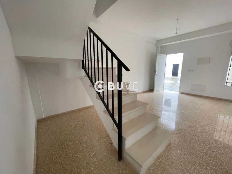 Foto d7948e73-949a-445d-85ea-2e653a1c797b. Casa adossada amb aparcament a Almonte Almonte