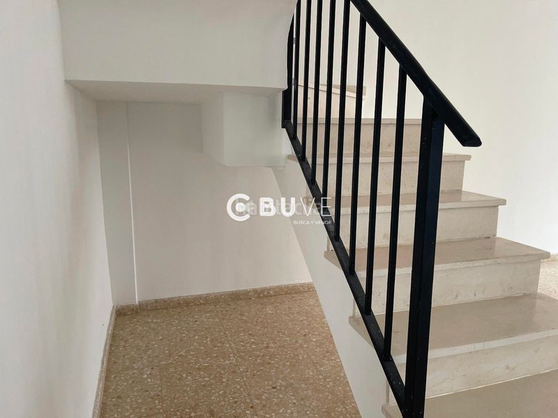 Foto 1aa6efe3-caf3-4a0a-b1ff-8df378e4e93e. Casa adossada amb aparcament a Almonte Almonte