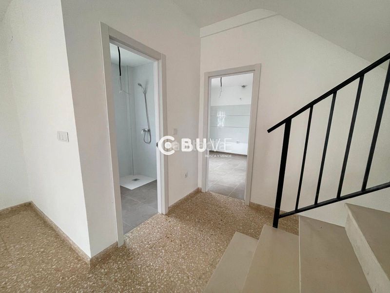 Foto a0c15ed8-f78d-4fde-ab38-65cffc6a2a6b. Casa adossada amb aparcament a Almonte Almonte