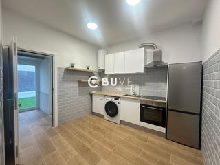 Casa  N/a. Casa baja reformada con patio, garaje y muchas posibilidades
