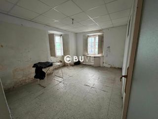 House  19 febreiro. Se vende casa en a malata  serantes  ferrol