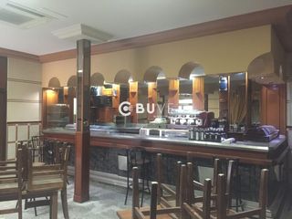 Maison  N/a. Edificio en venta en valdepeñas  ideal inversores o negocio fami